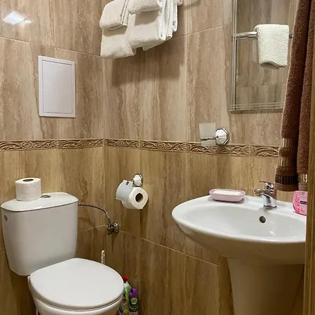 Aphrodite Gardens D208, Апартамент