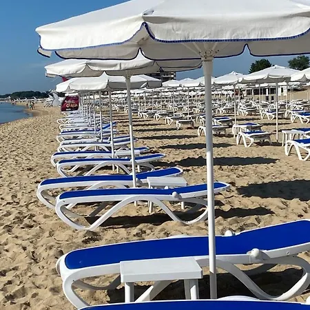 Aphrodite Gardens D208, Apartament