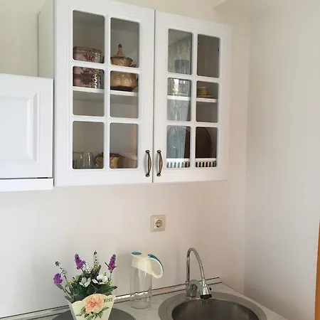 Aphrodite Gardens D208, Apartament *