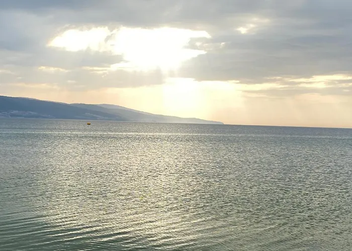 公寓 Aphrodite Gardens D208, 阳光海滩